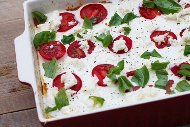 lasagne nw Ovenschotel met aardappels, worstjes, venkel, wortels, courgette en paprika.
