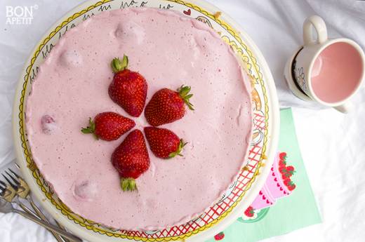 kwarktaart met aardbeien
