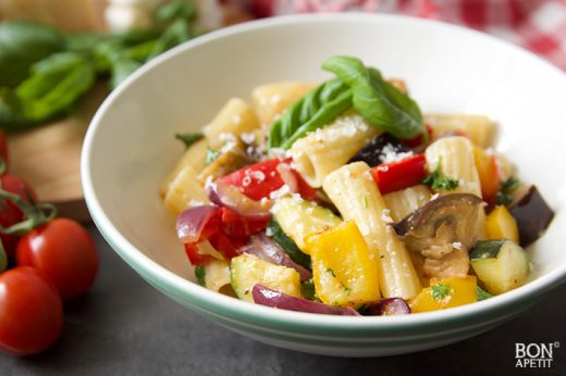rigatoni pasta met gegrilde groente