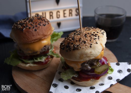 cheeseburger hamburger