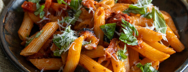BANNER pasta-pancetta pasta met pancetta en gegrilde groente